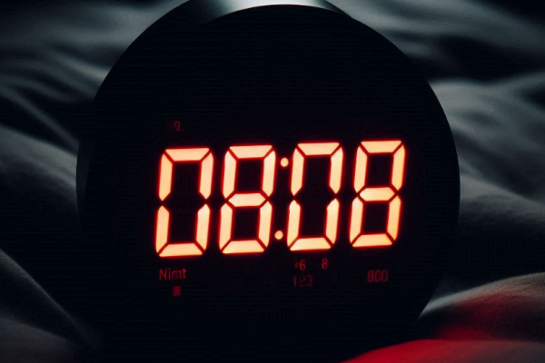 08:08 на часах — значение в ангельской нумерологии