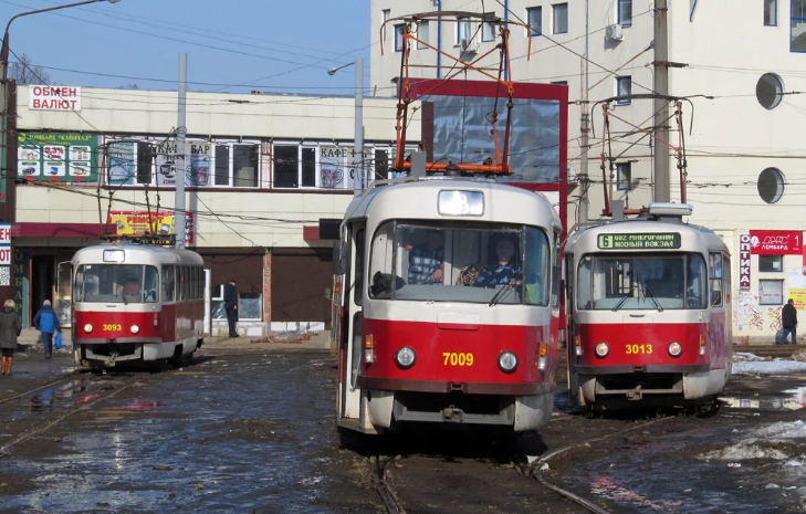 1 трамвай в Харькове