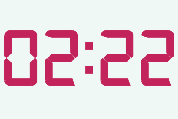 02:22 на часах