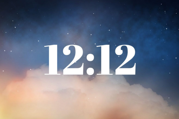 12:12 на часах
