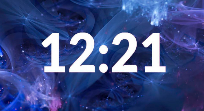 12:21 на часах