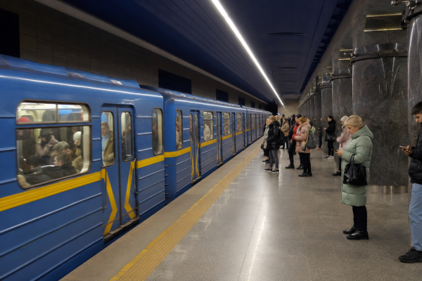 Київське метро — станції та лінії столичного метрополітену